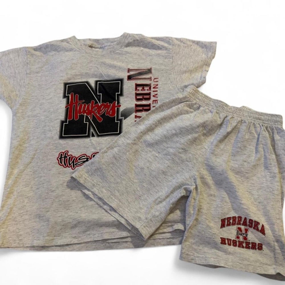 Vintage‎ Kids University of Nebraska Husker T-shirt & Shorts Set